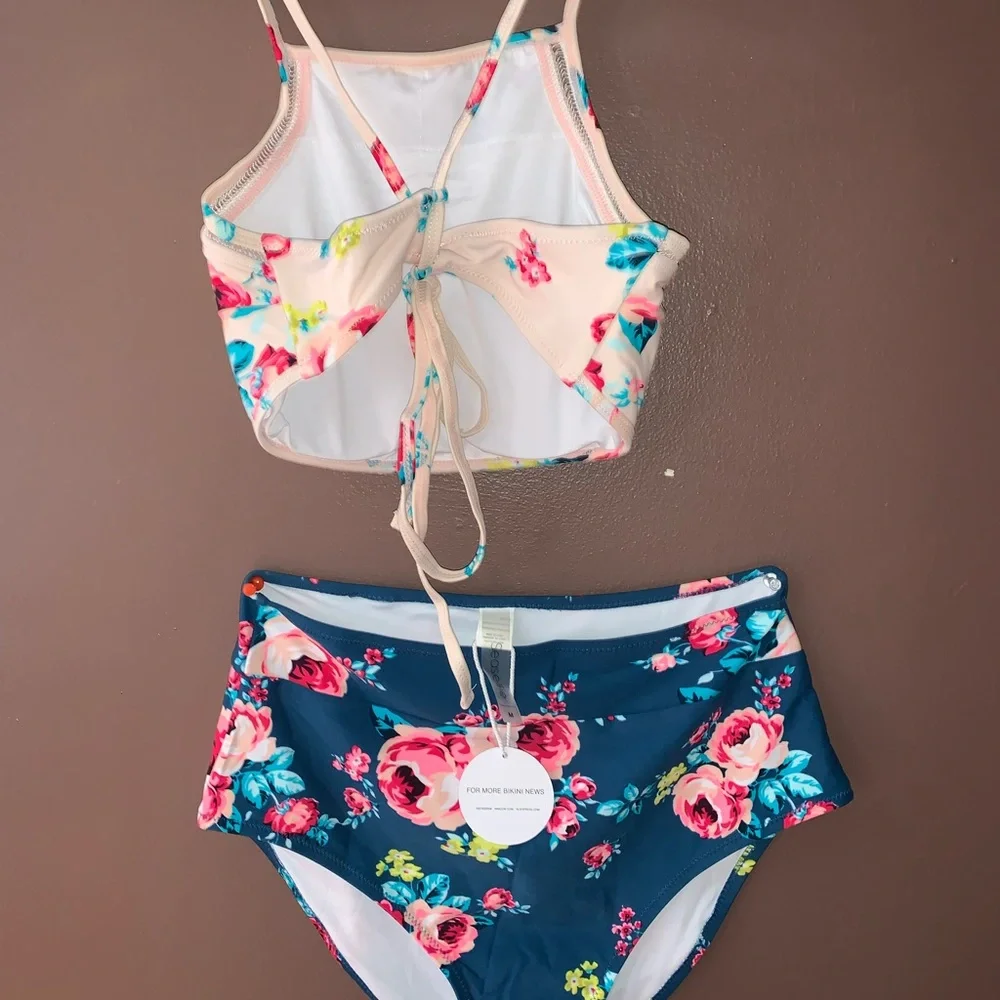 SEASELFIE Swim Suit - Picture 4 of 7